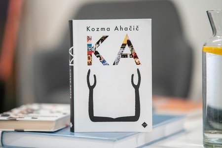 Ob slovenskem kulturnem prazniku v ravenski knjižnici (3)